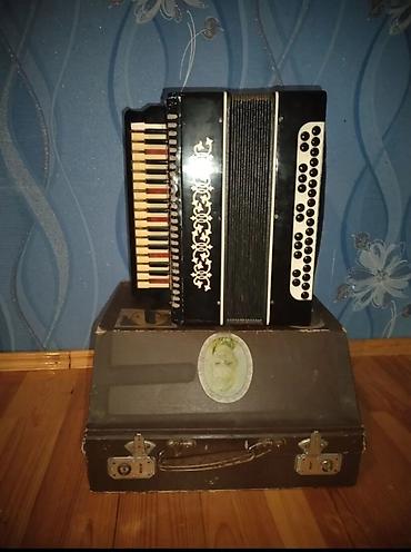 монитор купить в баку: - Xalq və estrada musiqisi, müşayiət və solo ifalar üçün. - Musiqi — 1