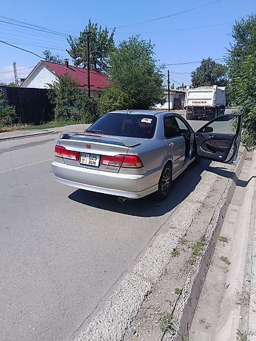 2001: Honda Accord: 2001 г., 2 л, Автомат, Бензин, Седан — 2