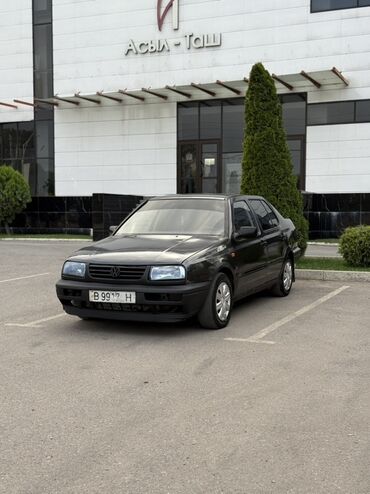 моторы cdi: Volkswagen Vento: 1993 г., 1.8 л, Механика, Бензин, Седан