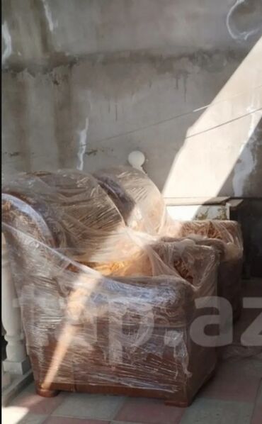korona mebel: Kürdəxanıdadr 
prablemsz 
1i 75azn