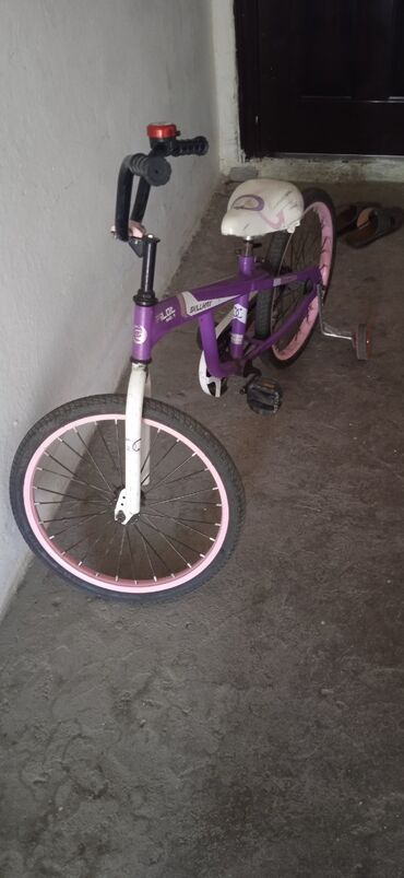 Велосипед для девочек 
1000 сом