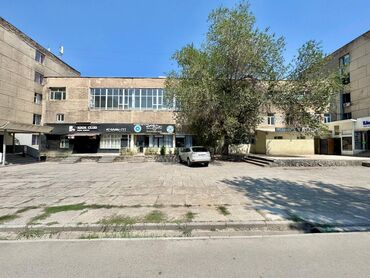 с квартирантами с магазином готовый бизнес квартирный комнат действующим: Продаю Здание, 350 м²