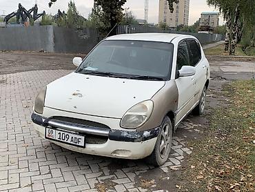 Toyota: Toyota Duet: 1999 г., 1 л, Автомат, Бензин, Хэтчбэк — 2