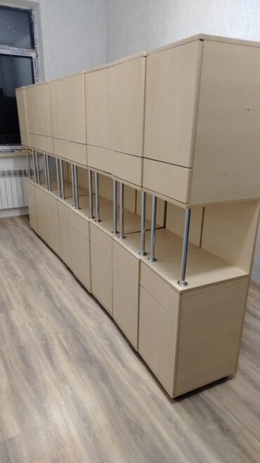 Sifarişlə ofis dəst mebeli: Mebel istehsalı və quraşdırma xidməti - Ofis masaları: İki rəngli — 40