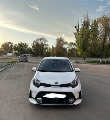 Легковой транспорт: Сдаю в аренду: Легковое авто, Частная аренда