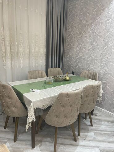 Digər Avtomobillər: Qonaq otağı üçün, İşlənmiş, Kvadrat masa, 6 stul