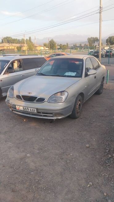 Daewoo: Автомобиль Daewoo Nexia, кузов седан. Автомобиль может подойти для