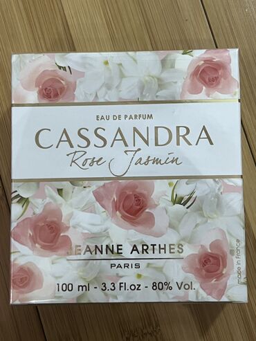 ətir kufsin: Cassandra Rose Jasmin ətir. Qadın üçün. 100 ml