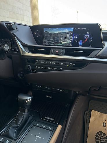Lexus: Lexus ES: 2020 г., 2.5 л, Вариатор, Гибрид, Седан — 8