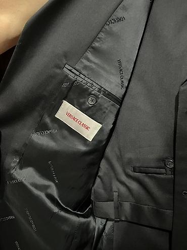 ağ kostyum kişi: Versace Classic kişi kostyumu 52 razmer - Rəng: tünd qara - Dəst — 4