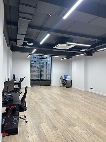 Коммерциялык мүлк: Ижарага Кеңсе бөлмөсү: 60 м², Бизнес борборунда, Ремонту менен — 4