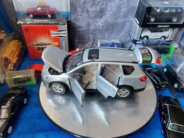 Avtomobil modelləri: 2015 il, 1:18, Dəmir, Ödənişli çatdırılma — 2