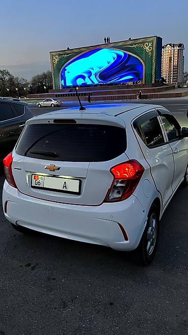 Chevrolet: Chevrolet Spark: 2018 г., 1 л, Автомат, Бензин, Хэтчбэк — 3