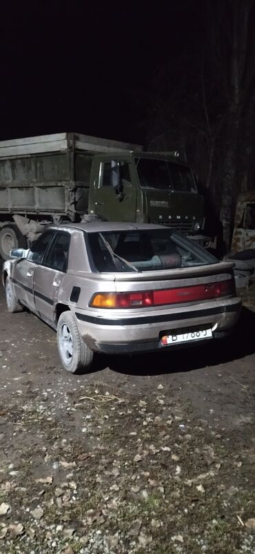 здаю авто последующим выкупом: Mazda 323: 1993 г., 1.6 л, Механика, Бензин, Хэтчбэк