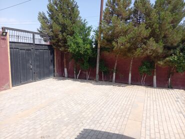 Həyət evləri və villaların satışı: Satışa təqdim olunur: həyəti və bağ sahəsi olan iki mərtəbəli fərdi — 29