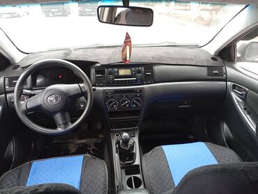 Toyota: Toyota Corolla: 2004 г., Механика, Бензин, Седан — 9