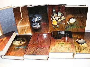 oblasi: Aldous Huxley Izabrana djela 1-10 kompletOldas Hakslikomplet sadrži — 3