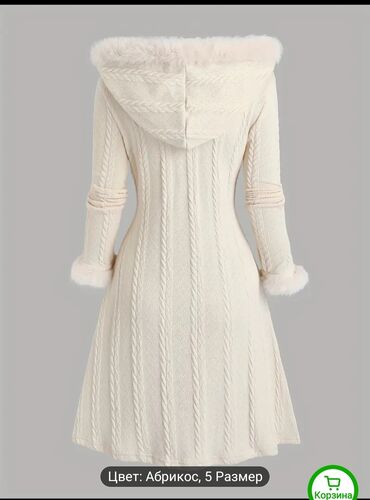 белый пуховик: Пальто, Дафлкот, Зима, Трикотаж, По колено, С капюшоном