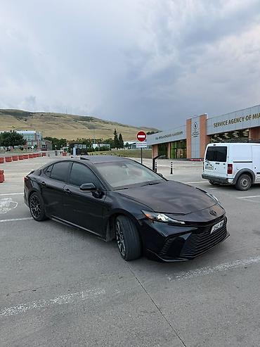 c class w204: Toyota Camry: 2025 г., 2.5 л, Автомат, Гибрид, Седан — 6