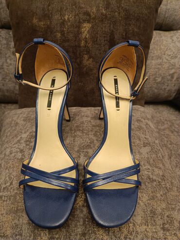 вечерние платья баку инстаграм: ZARA BASIC qadın sandaleti - Model: ZARA BASIC, kəmərli zərif stilet