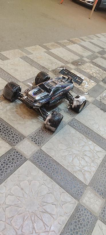 Uşaq üçün elektrik maşınları: Traxxas E-Revo RC truggy - 1/10 ölçülü yüksək performanslı elektrikli — 4