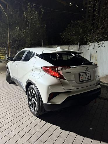 Продажа авто: Toyota C-HR: 2020 г., 2 л, Автомат, Бензин, Кроссовер — 5