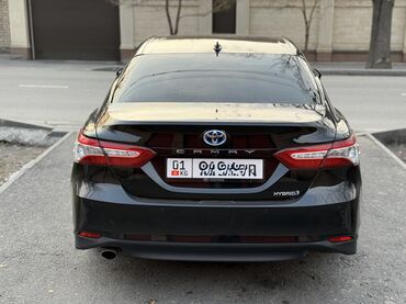 Toyota: Toyota Camry: 2019 г., 2.5 л, Вариатор, Гибрид, Седан — 6