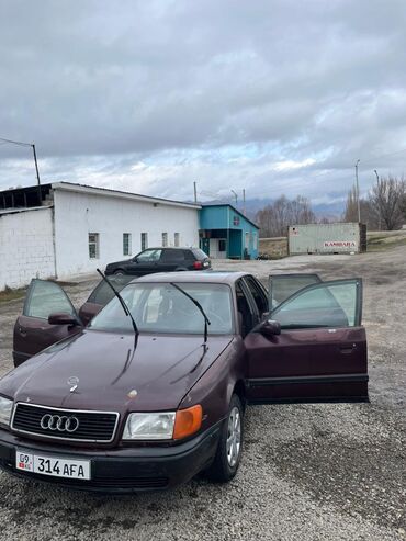 Audi: Audi 100: 1992 г., 2 л, Механика, Бензин, Седан