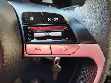 Hyundai: Hyundai Elantra: 2 l | 2022 il Sedan — 6