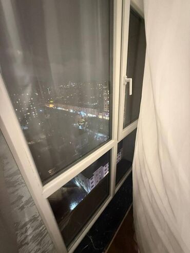 Uzunmüddətli kirayə mənzillər: Nəsimi rayonu, Nəsimi bazarının yanında 20 mərtəbəli binanın 18 ci — 21