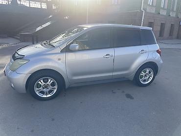 Toyota: Toyota ist: 2004 г., 1.3 л, Автомат, Бензин, Седан — 6