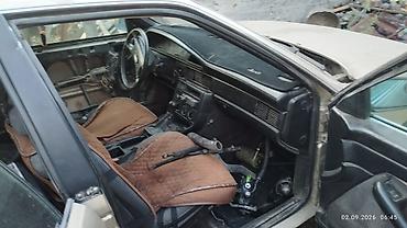 бампер golf: Audi 100 C3 универсал, 2.0 (эмблема «2.0» на крышке багажника). Кузов — 8