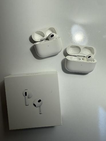 Qulaqcıqlar: AirPods hissələri ayrı-ayrılıqda satılır. • AirPods Pro 2 üçün keys — — 2