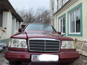 mercedes cla: Mercedes Benz e220 Объем:2.0 Цвет:вишневый Год выпуска:1995