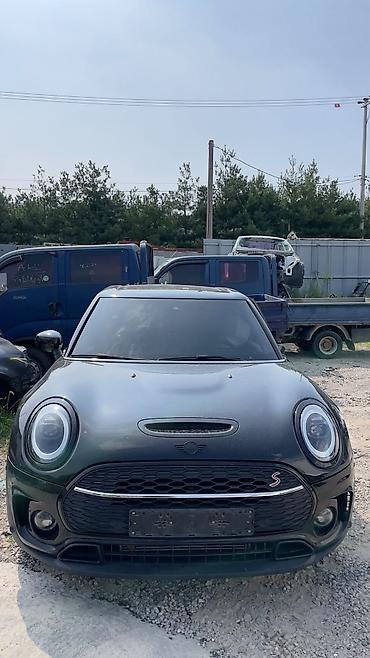 Mini Cooper Clubman: 2022 г.