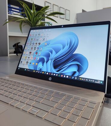 компьютеры игравой: Ноутбук, HP, 8 ГБ ОЗУ, AMD Ryzen 3, 15.6 ", Б/у, Для работы, учебы, память SSD