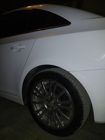 Chevrolet: Chevrolet Cruze: 1.4 l | Sedan — 12