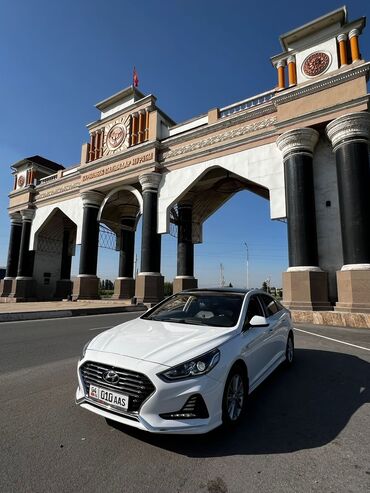 спортивный мотоцикл дукати: Hyundai Sonata: 2018 г., 2 л, Автомат, Газ, Седан