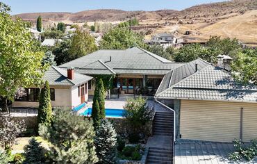 купить дом в рассрочку от хозяина: Дом, 260 м², 4 комнаты, Риэлтор, Евроремонт