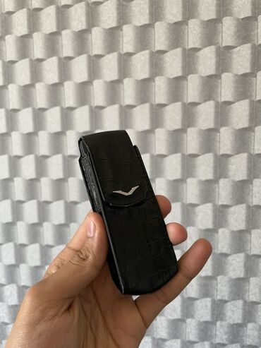 Комбинезоны: Vertu Signature Touch, цвет - Черный, Кнопочный