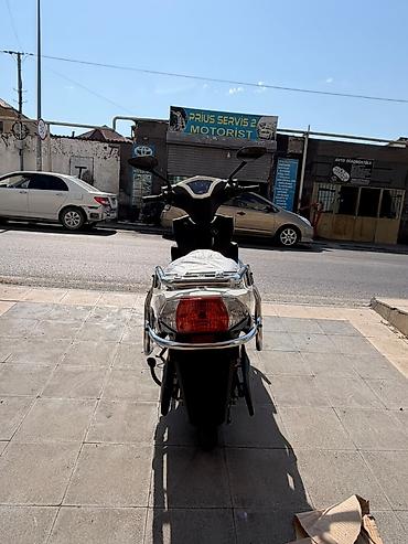 электрон самокат: Elektrik Moped icarəsi gündəlik 13 manat, 2 ədəd batareya və adapterlə — 3