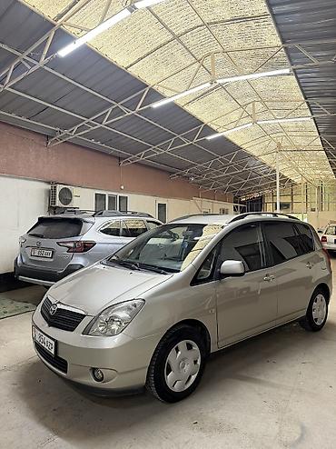 Toyota: Toyota Corolla Verso: 2002 г., 1.8 л, Механика, Бензин, Хэтчбэк — 4