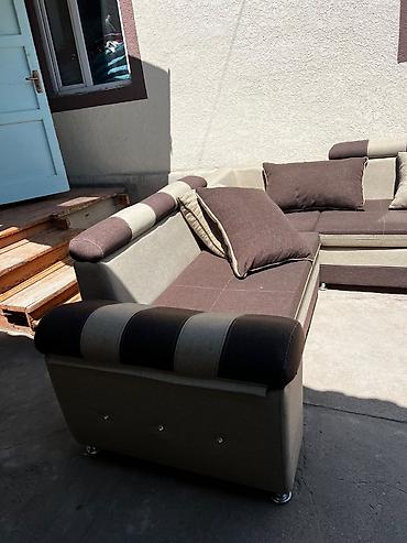 sofa: Угловой диван, C подушками — 3
