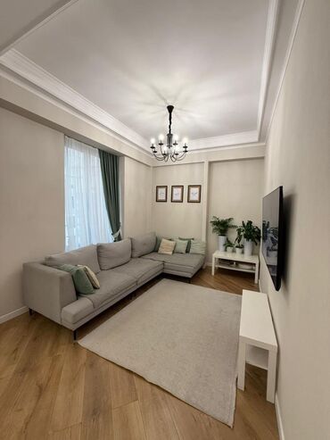 Продажа квартир: 3 комнаты, 80 м², Элитка, 13 этаж, Дизайнерский ремонт