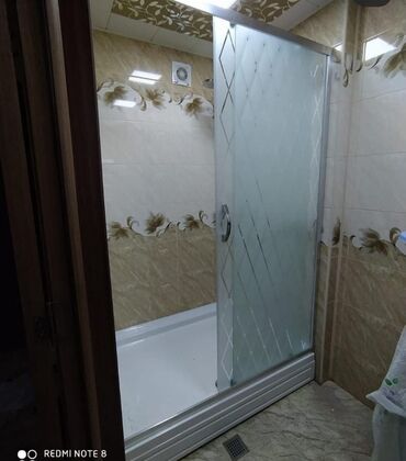 Duş kabinaları, arakəsmələr: Yeni Üstü açıq kabina, Künc üçün, Pulsuz çatdırılma — 17