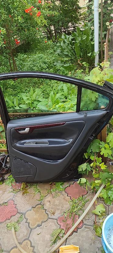 Другие детали кузова: Volvo S60 2.4T Продам срочно ниже рынка!!! все что на фотографиях — 5