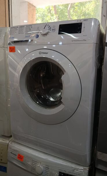 Paltaryuyan maşınlar: Paltaryuyan maşın Indesit, 6 kq, İşlənmiş, Avtomat