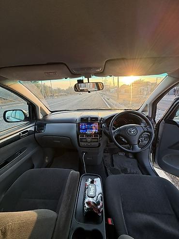 Продажа авто: Toyota Ipsum: 2002 г., 2.4 л, Автомат, Бензин, Минивэн — 9