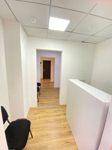 Ofislər: Nəsimi rayonu, Rəşid Behbudov küçəsində plazada yeni təmirli 3 otaqlı -da lalafo.az — 4 Ofislər: Nəsimi rayonu, Rəşid Behbudov küçəsində plazada yeni təmirli 3 otaqlı — 4