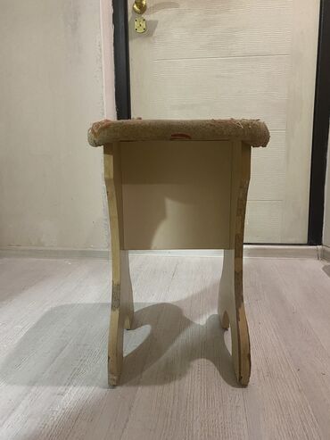 пластиковые стулья для кухни: Стулья Для кухни, Без обивки, Б/у